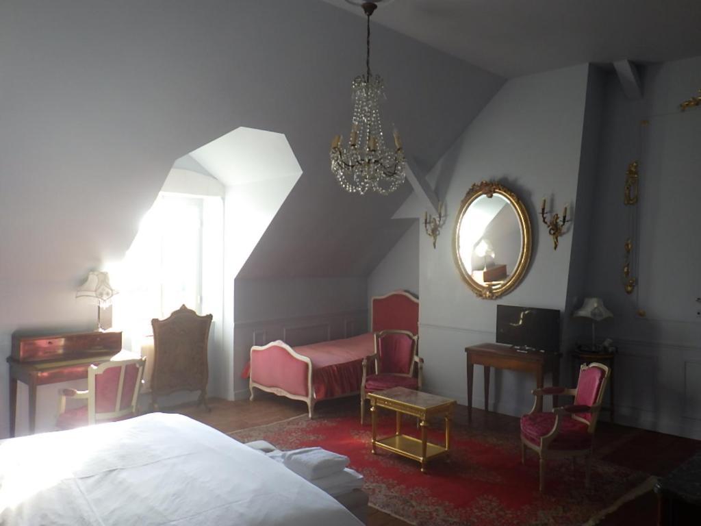 Castel De La Comtesse Acomodação com café da manhã Blois Exterior foto
